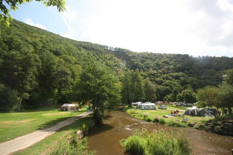 Camping bei Clervaux am Bach